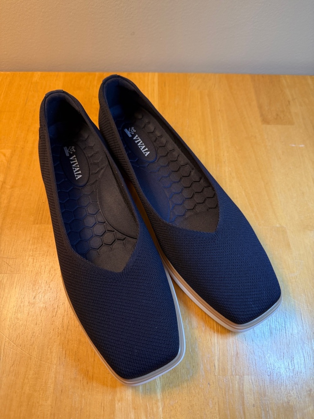 VIVAIA Navy Knit Slip-On Ballet Flats for Everyday Comfort